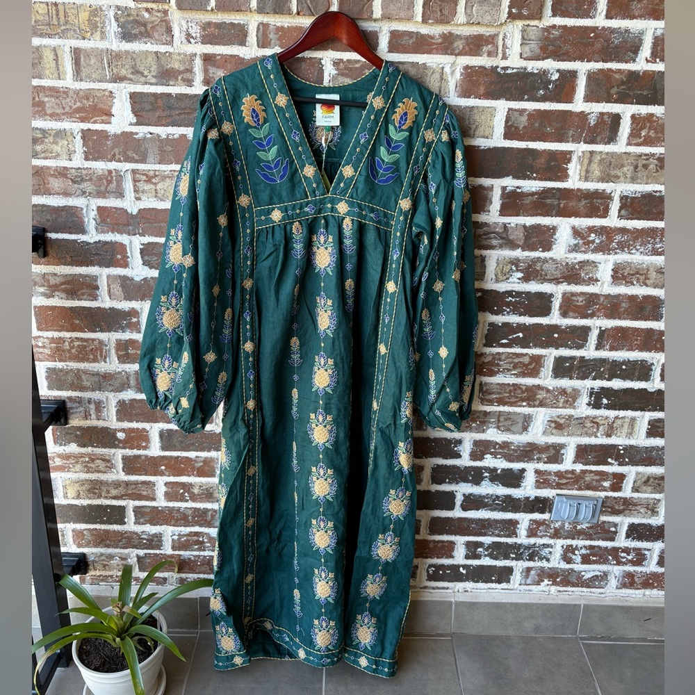 FARM Rio Pineapple Embroidered Green Linen Tunic Maxi Dress Size Large NWT - Picture 2 of 16